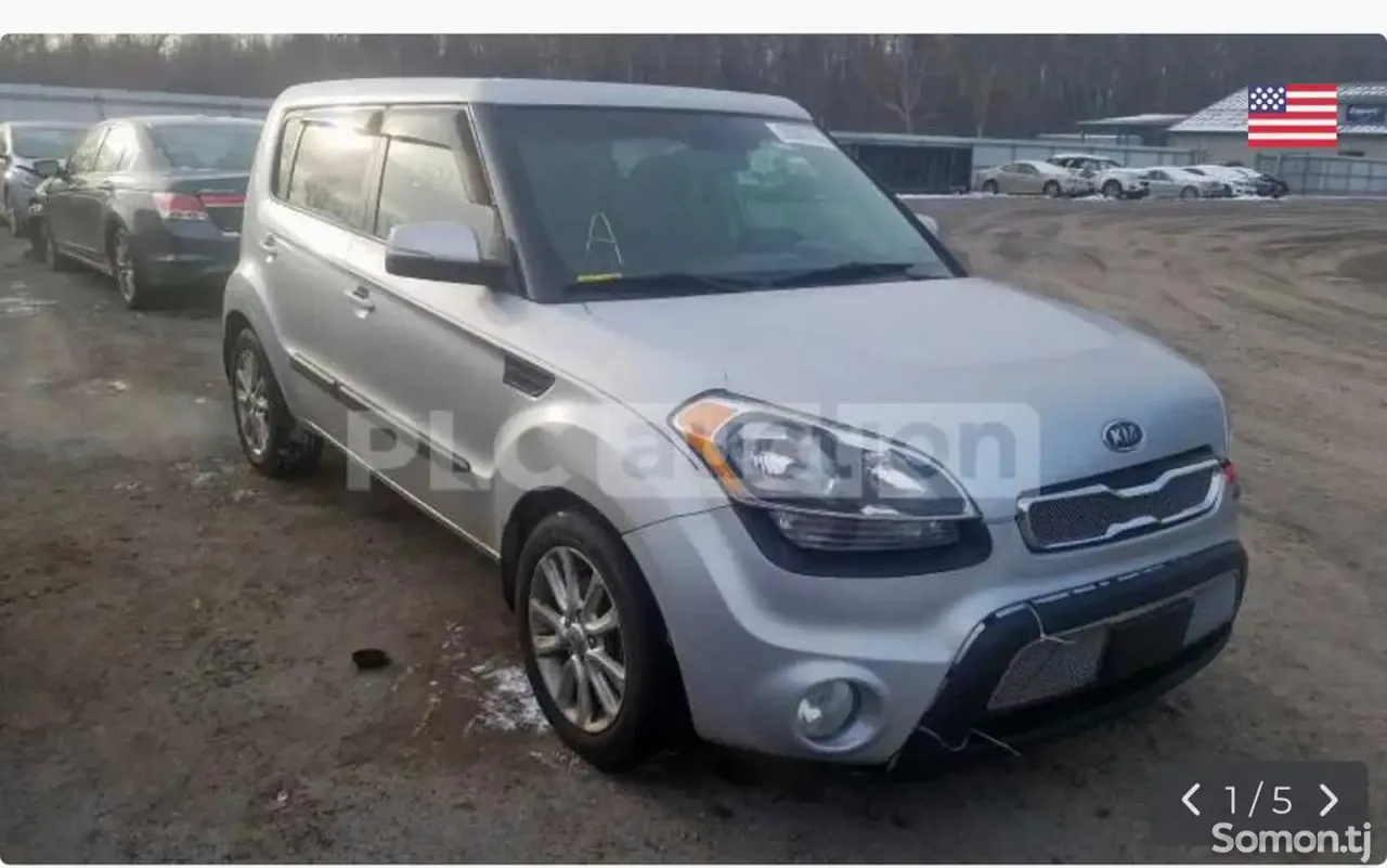 Kia Soul 2013 · AT