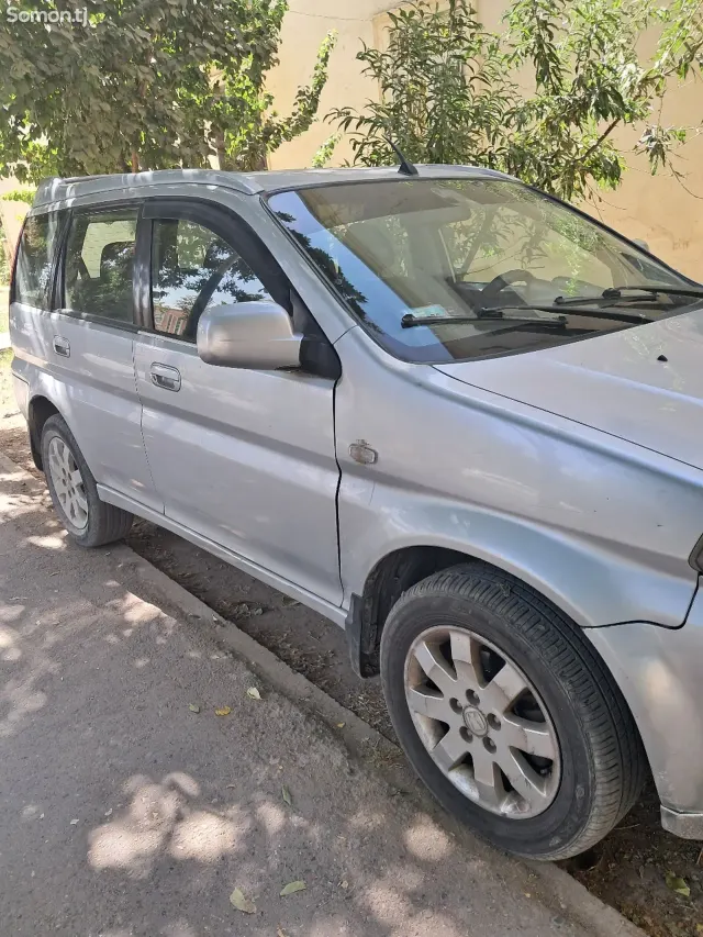 Honda HR-V 2002 · 1.6 MT