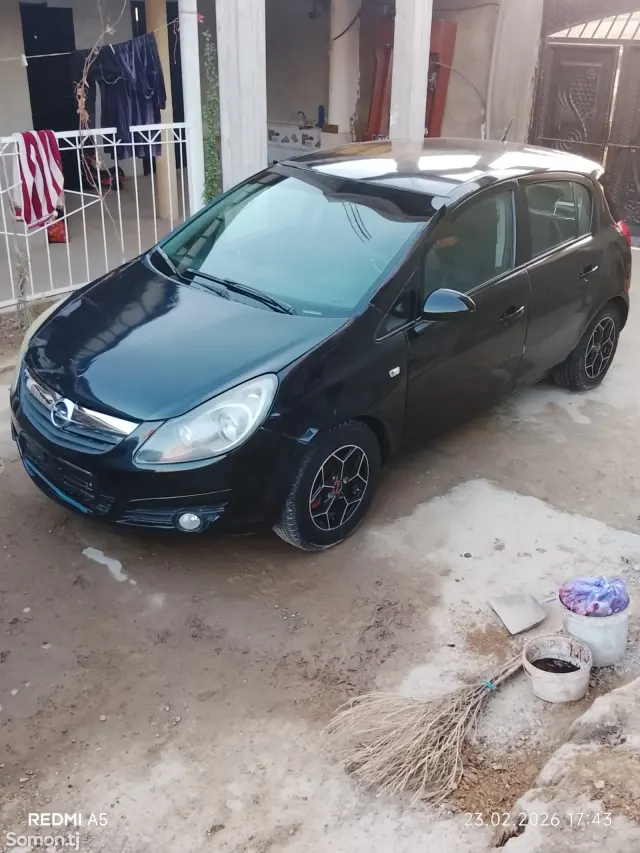 Opel Corsa 2010 · 1.6 MT
