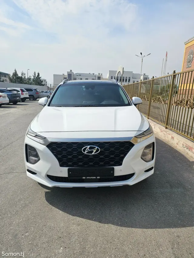 Hyundai Santa Fe 2018 · 2.0 AT