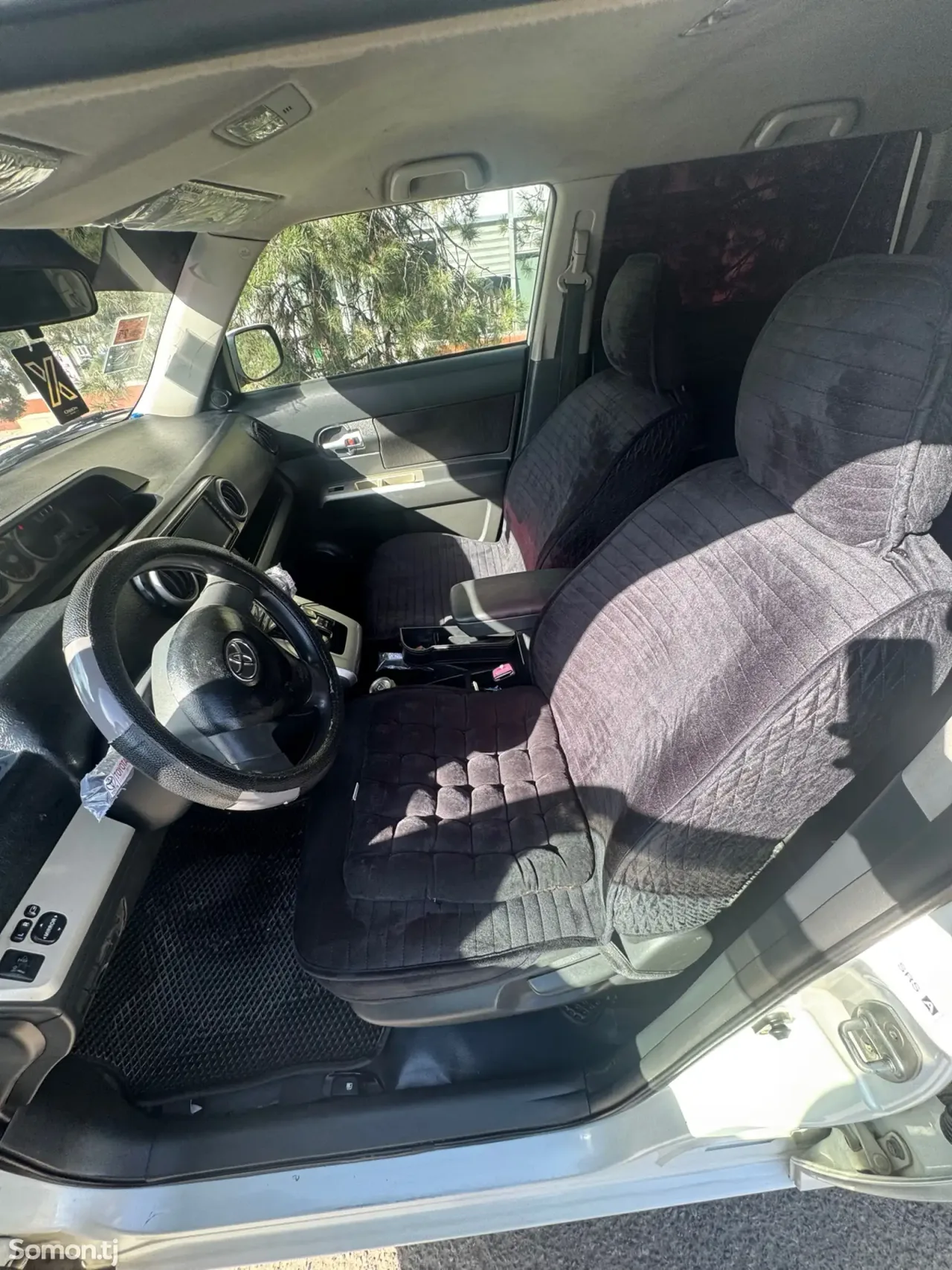 Toyota Rumion 2010 · 1.5 CVT