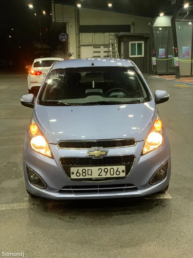 Chevrolet Spark 2014 · 1.1 AT