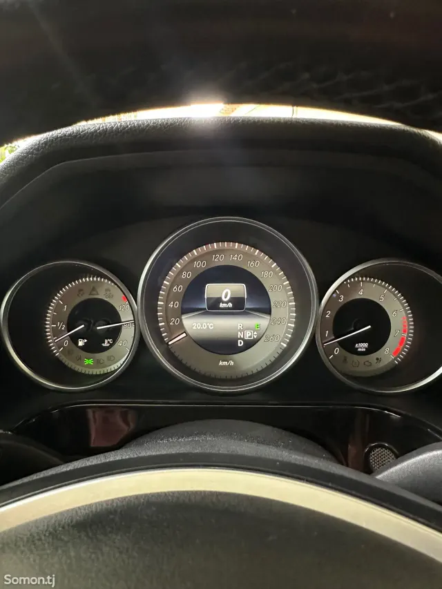 Mercedes-Benz E class 2014 · 3.0 AT