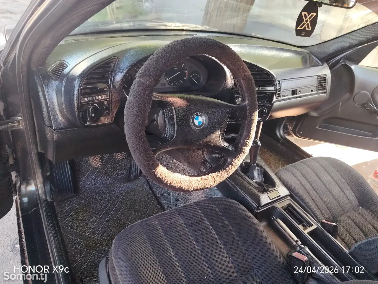 BMW 3 series 1992 · 1.6 MT