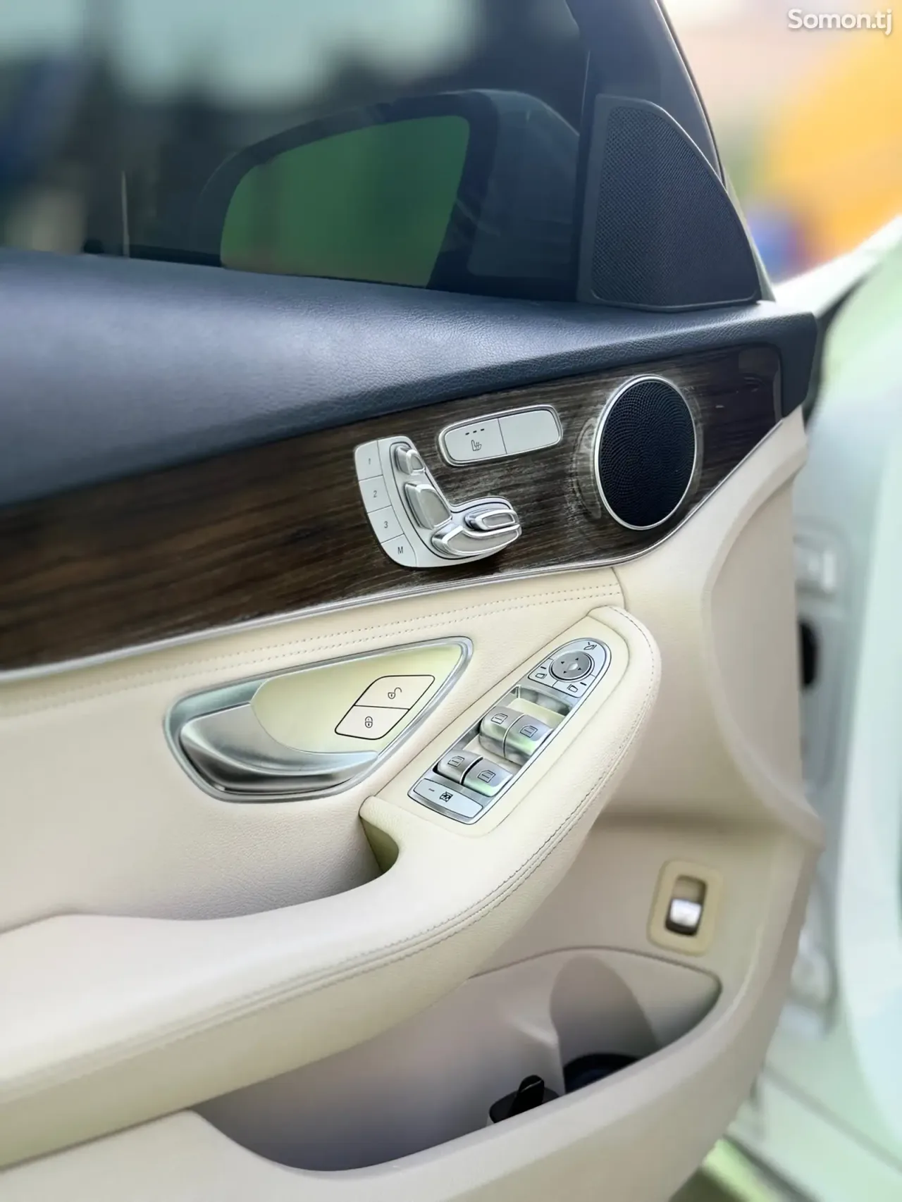 Mercedes-Benz C class 2015 · 2.0 AT