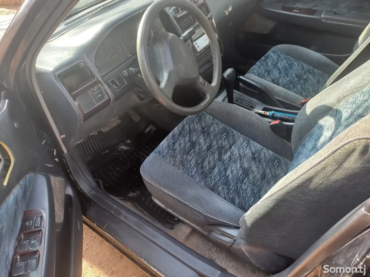 Toyota Corona 1996 · 1.8 AT