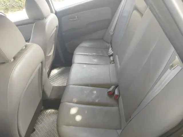 Hyundai Avante 2010 · 1.6 AT