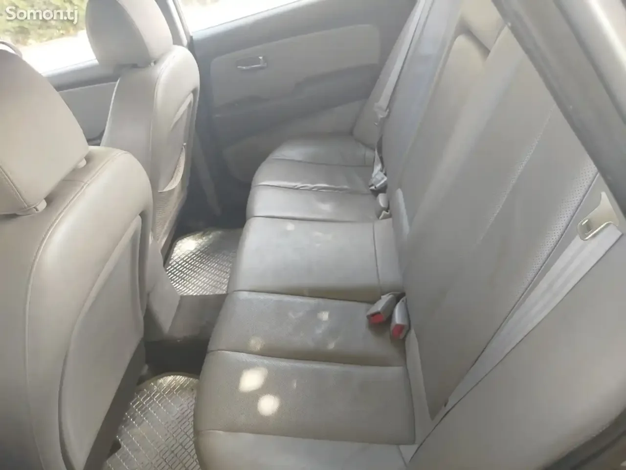 Hyundai Avante 2010 · 1.6 AT