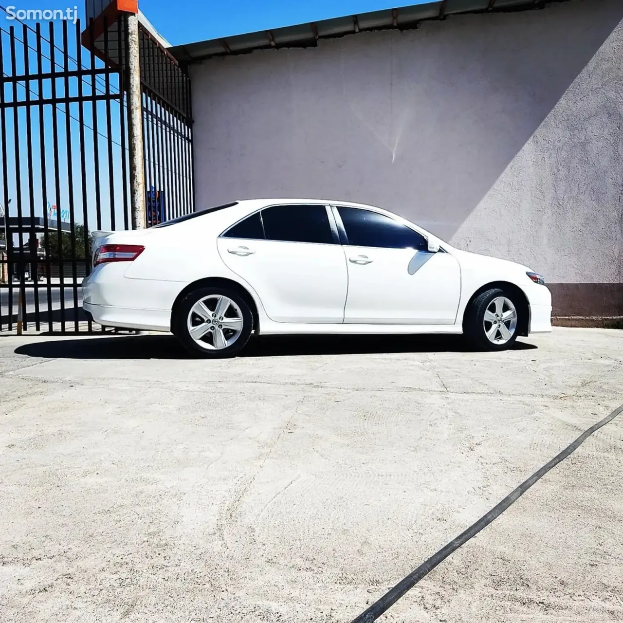Toyota Camry 2011 · 3.5 AT