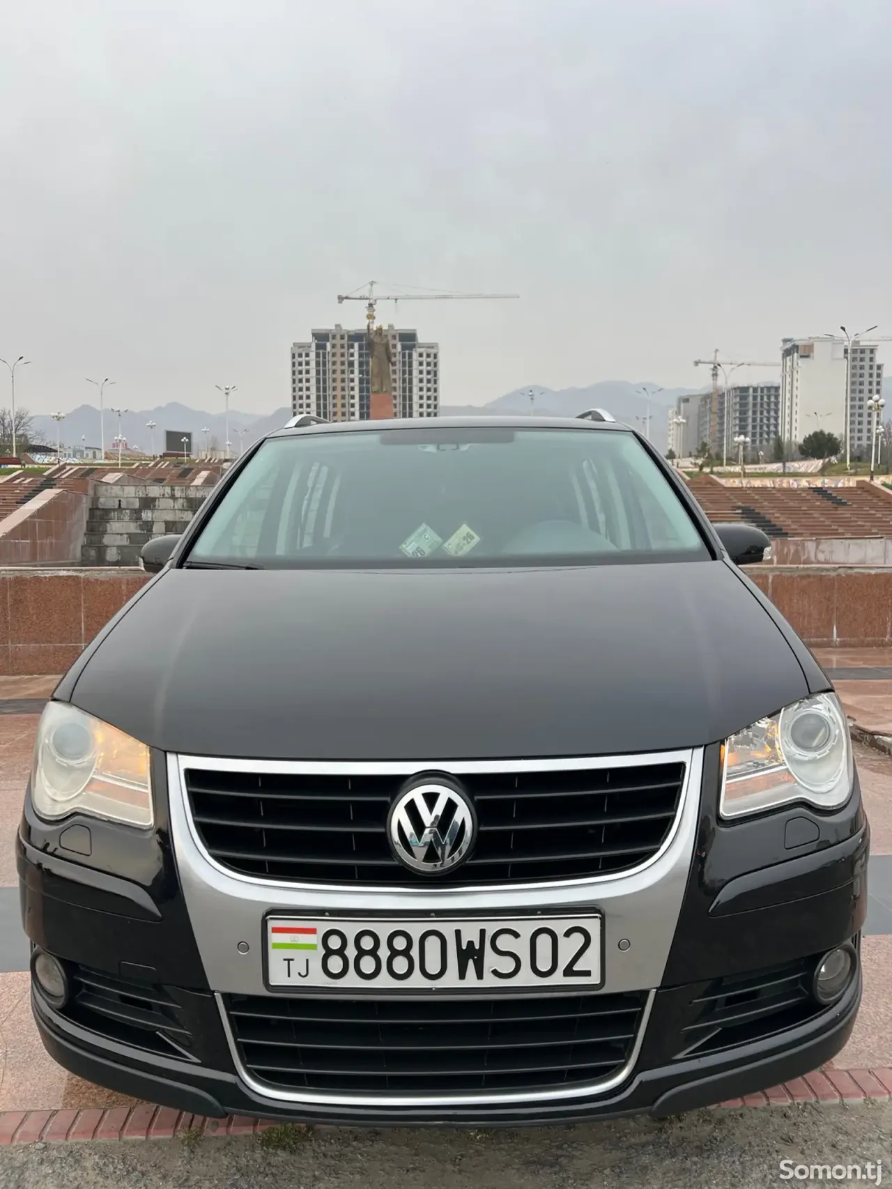 Volkswagen Touran 2008 · 1.9 AT