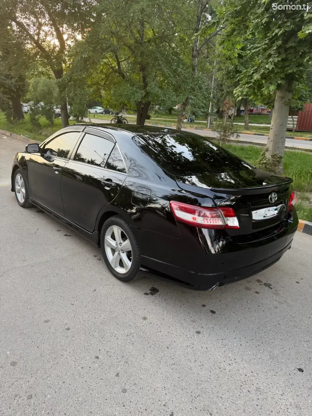 Toyota Camry 2010 · 2.5 AT