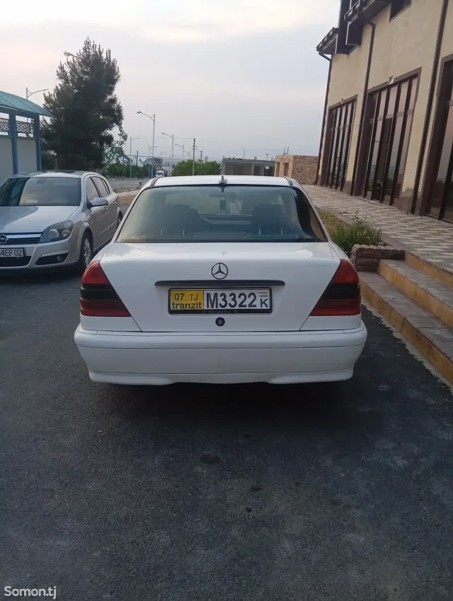Mercedes-Benz C class 1994 · 1.8 MT