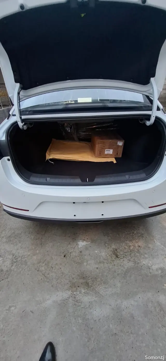 GAC Aion S Plus 2026 · AT
