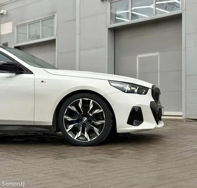BMW 5 series 2024 · 2.0 AT