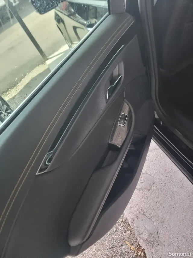 Chevrolet Impala 2016 · 2.5 AT