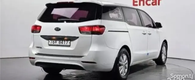 Kia Carnival 2016 · 2.2 AT
