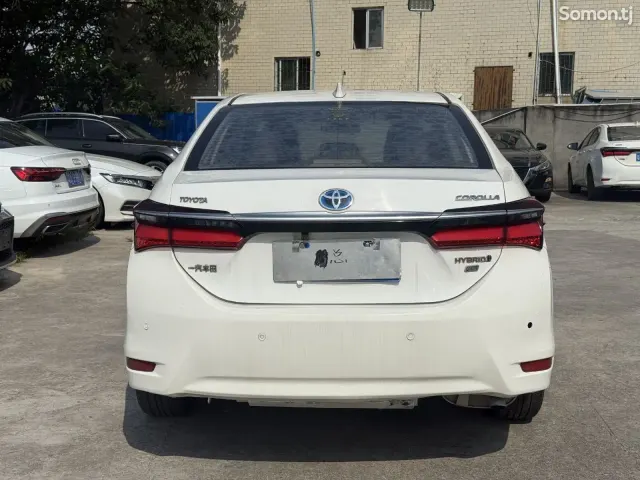 Toyota Corolla 2018 · 1.8 AT