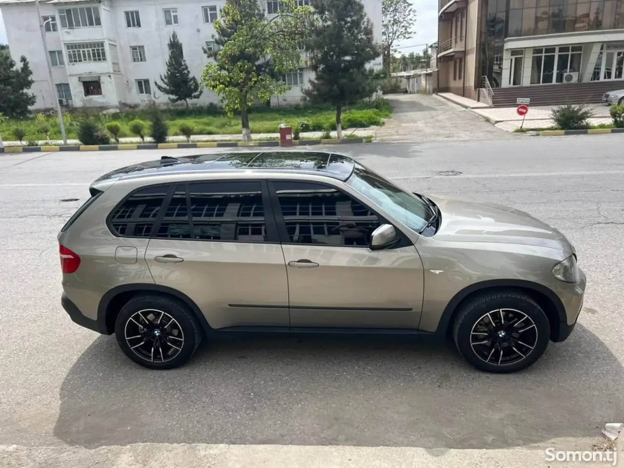 BMW X5 2008 · 3.0 AT