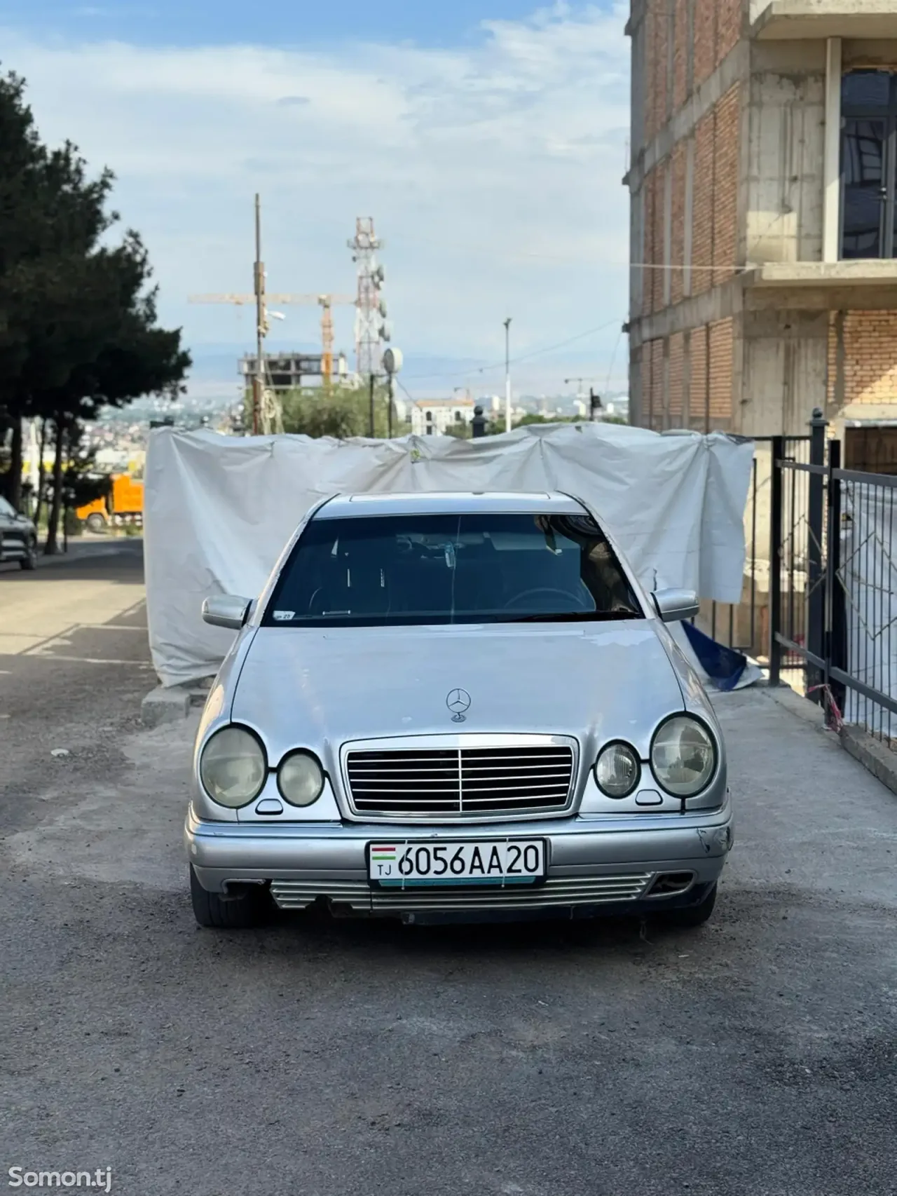 Mercedes-Benz E class 1997 · 2.3 AT