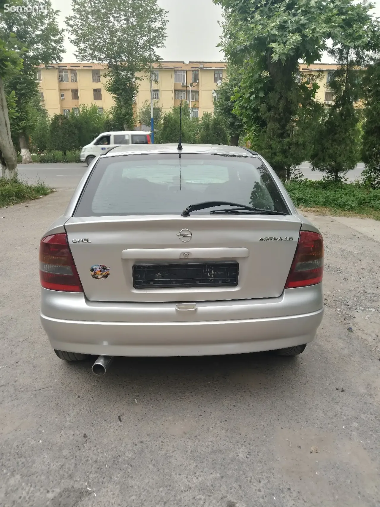 Opel Astra G 1998 · 1.6 MT