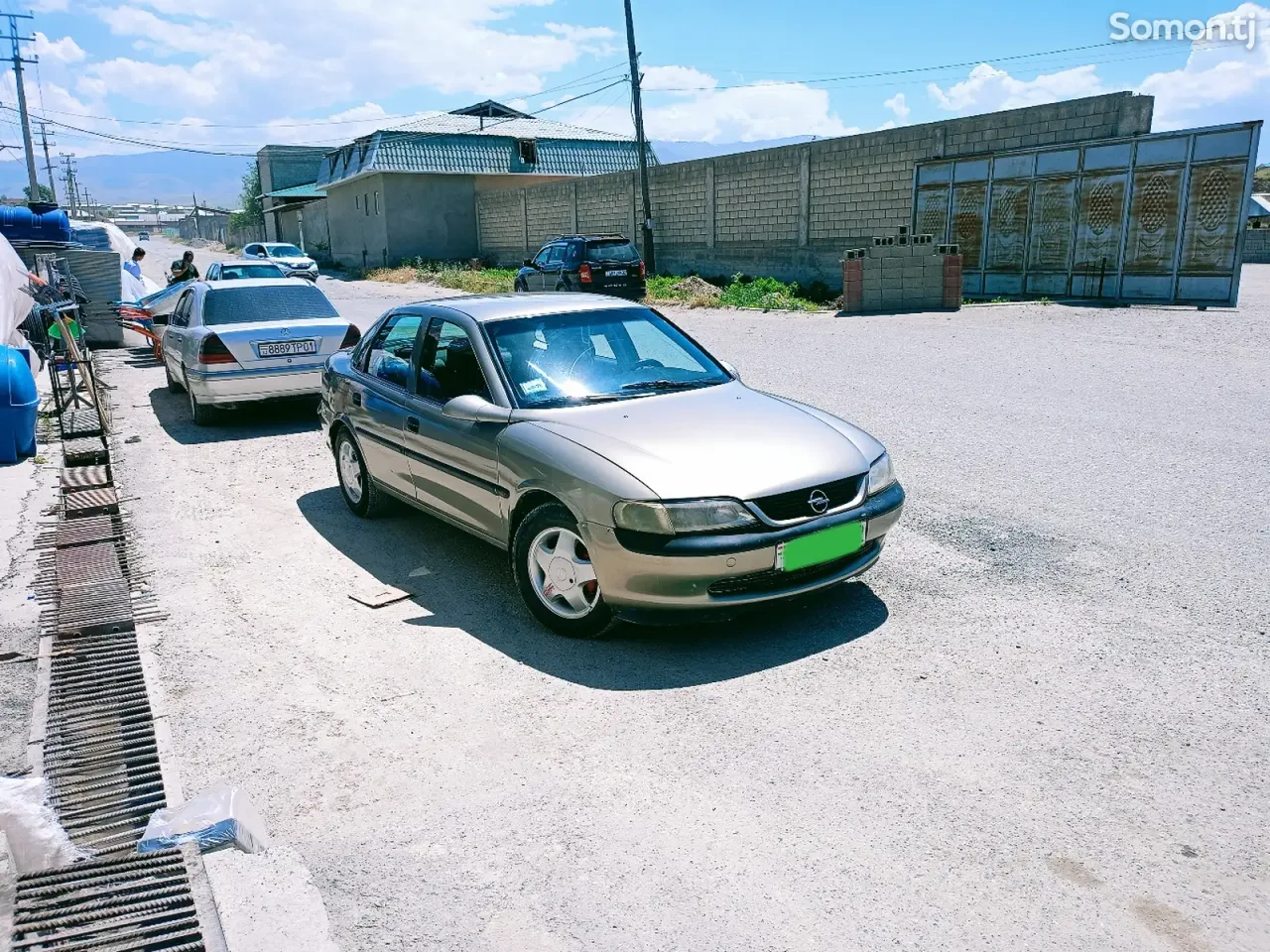 Opel Vectra B 1997 · 1.6 MT