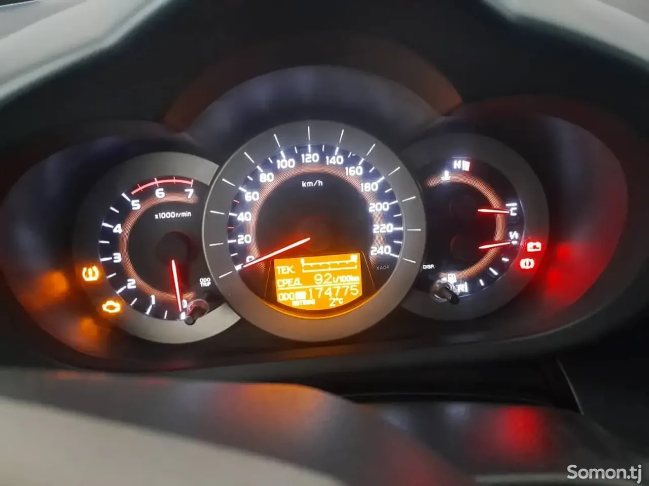 Toyota RAV 4 2008 · 2.2 MT
