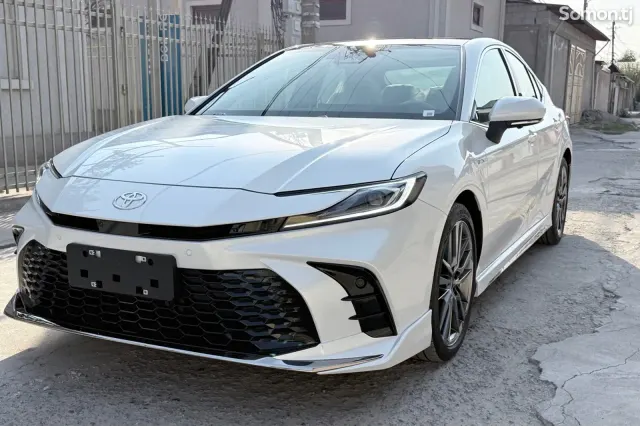 Toyota Camry 2026 · 2.0 CVT