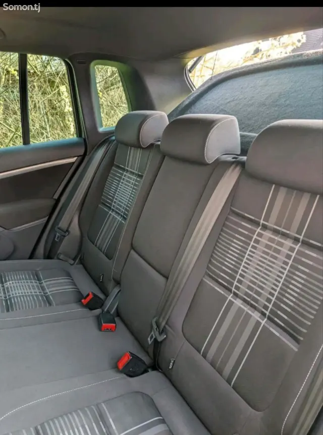 Volkswagen Tiguan 2014 · 2.0 AT