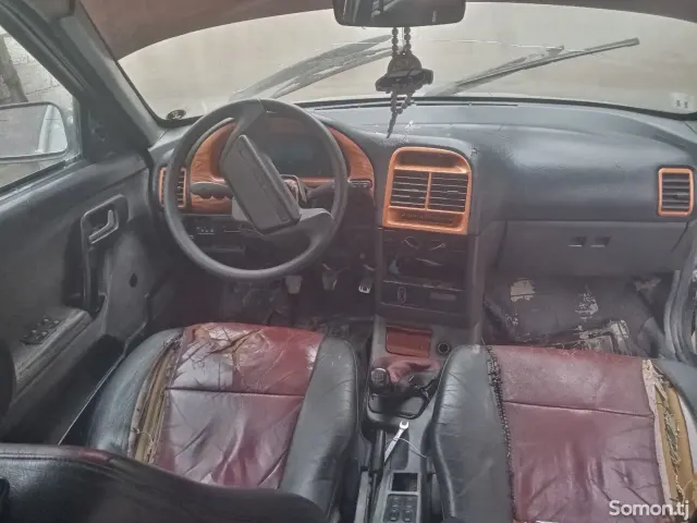 Lada (ВАЗ) 2112 2005 · 1.6 MT