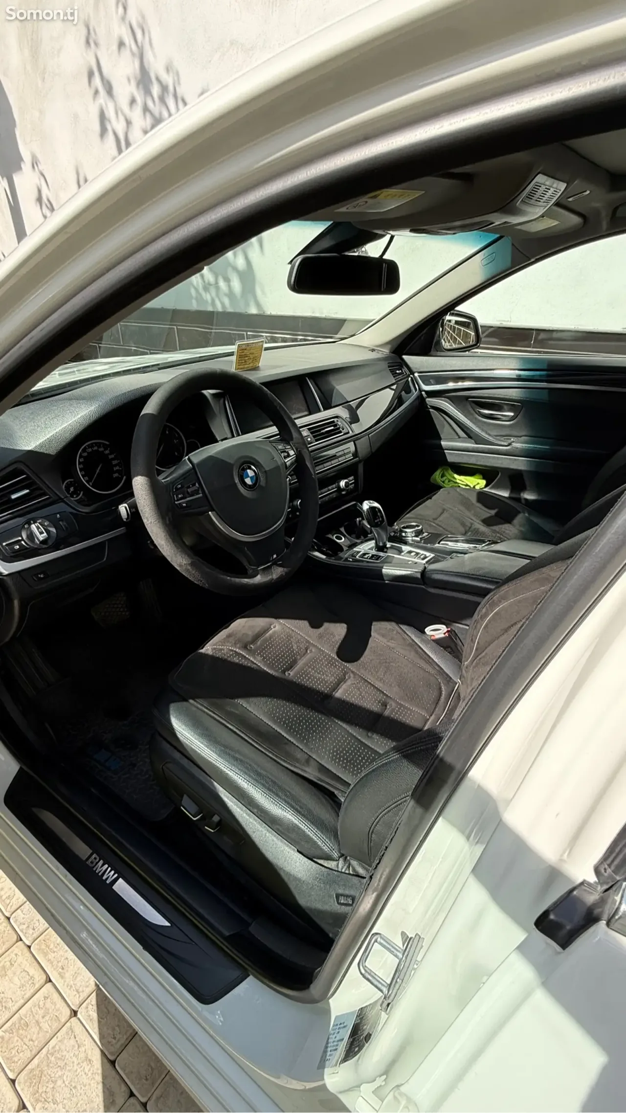 BMW 5 series 2014 · 2.0 AT