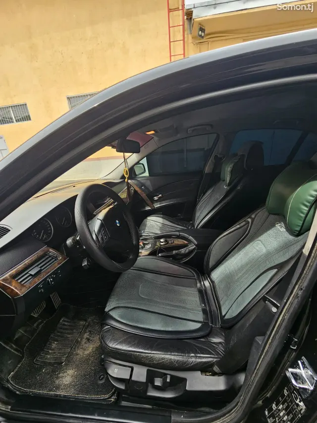 BMW 5 series 2004 · 3.0 AT