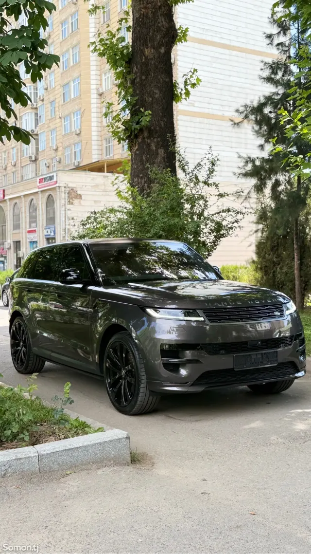 Land Rover Range Rover Sport 2023 · 3.0 AT