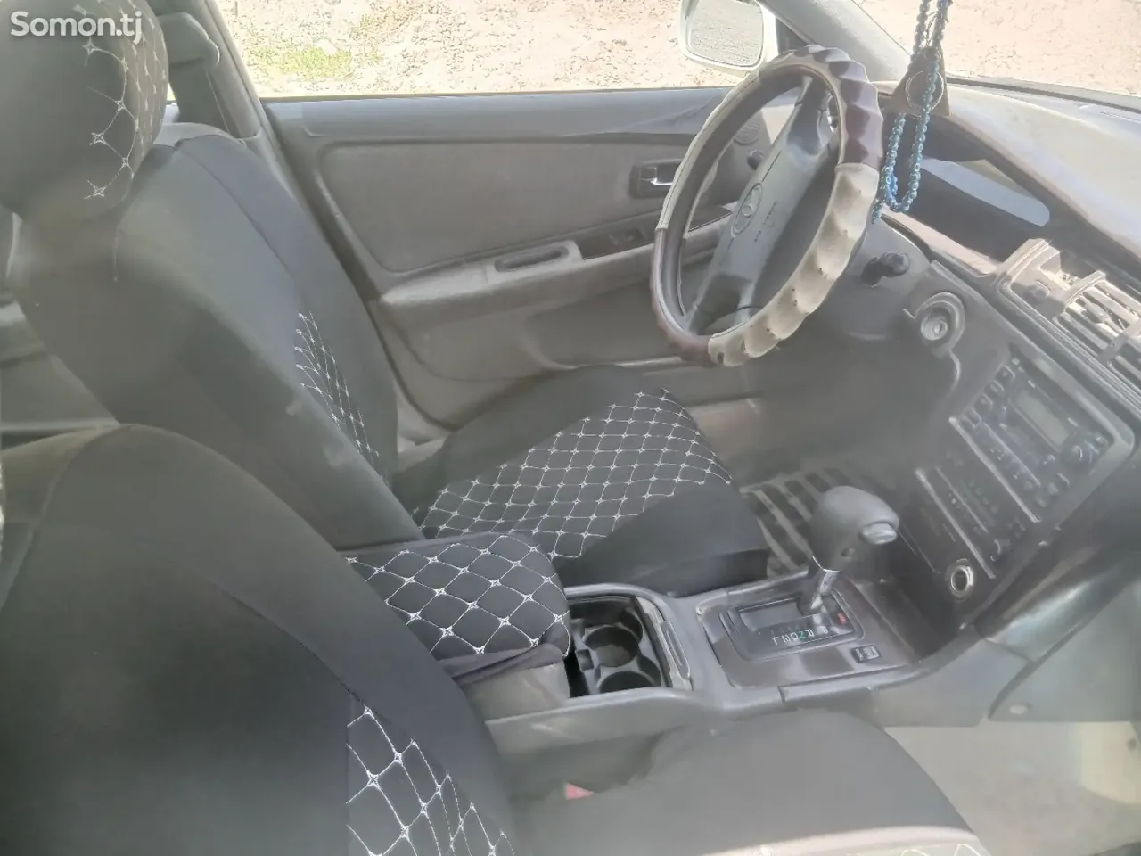 Toyota Mark II 1992 · 2.2 AT
