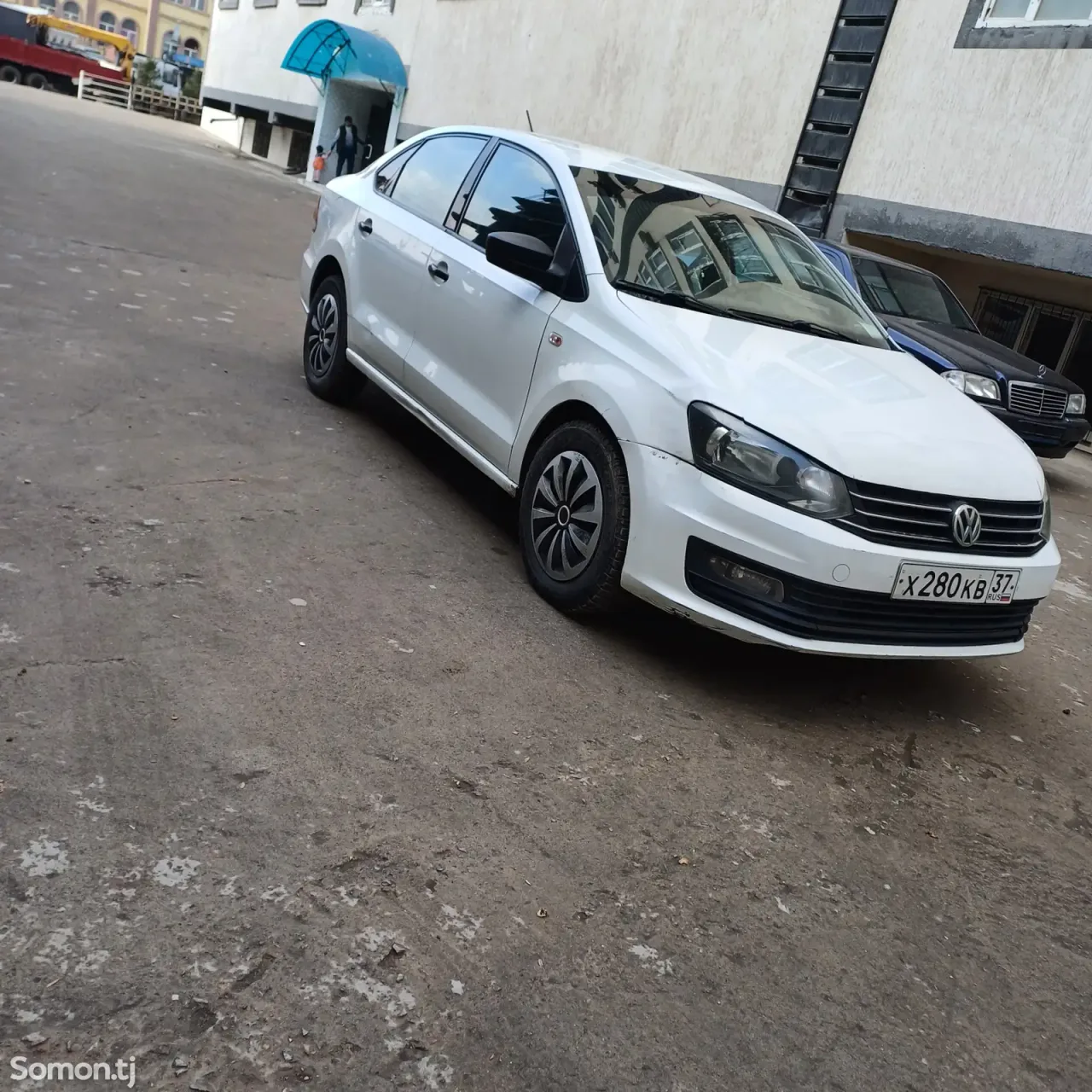 Volkswagen Polo 2016 · 1.6 AT