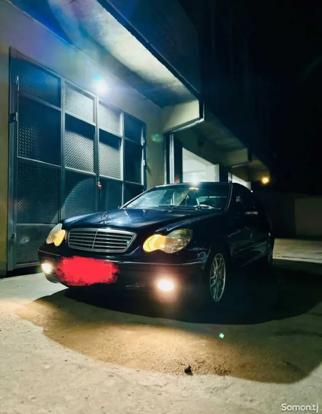 Mercedes-Benz C class 2000 · 2.0 AT