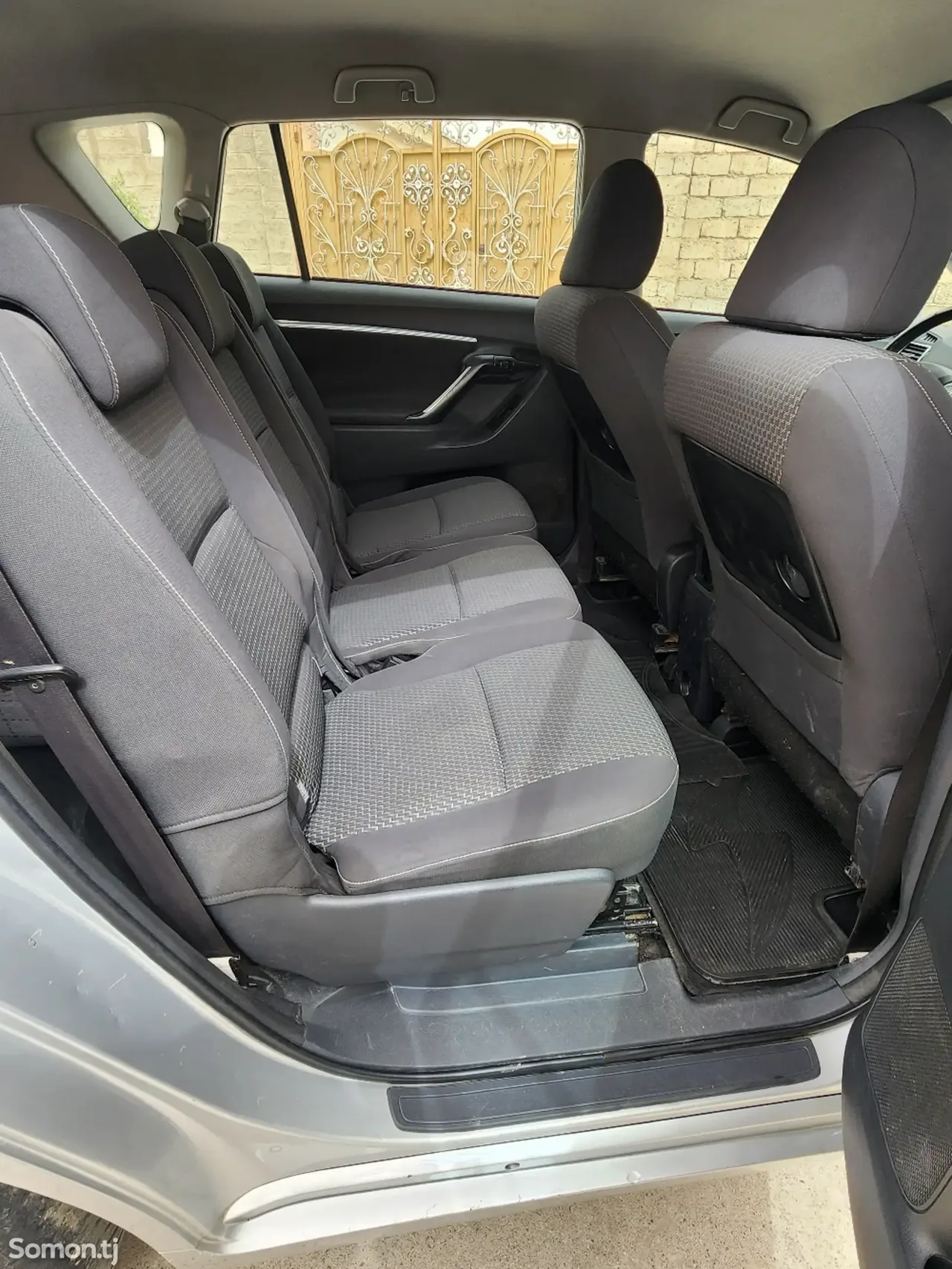 Toyota Corolla Verso 2015 · 1.6 MT