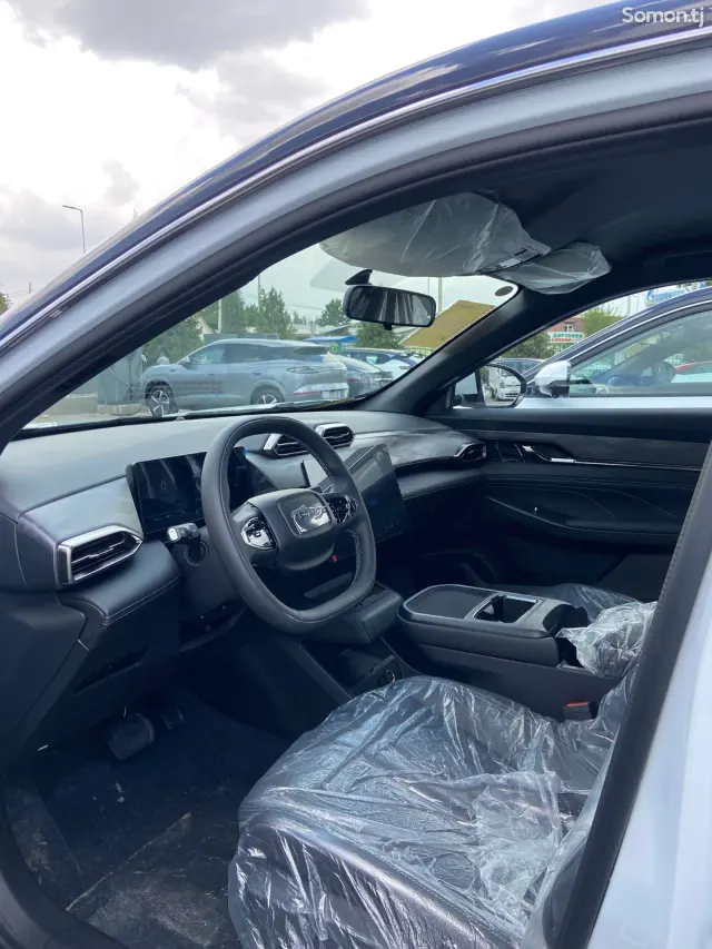 Dongfeng L7 2025 · AT
