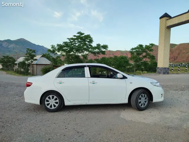Toyota Corolla 2008 · 1.6 MT