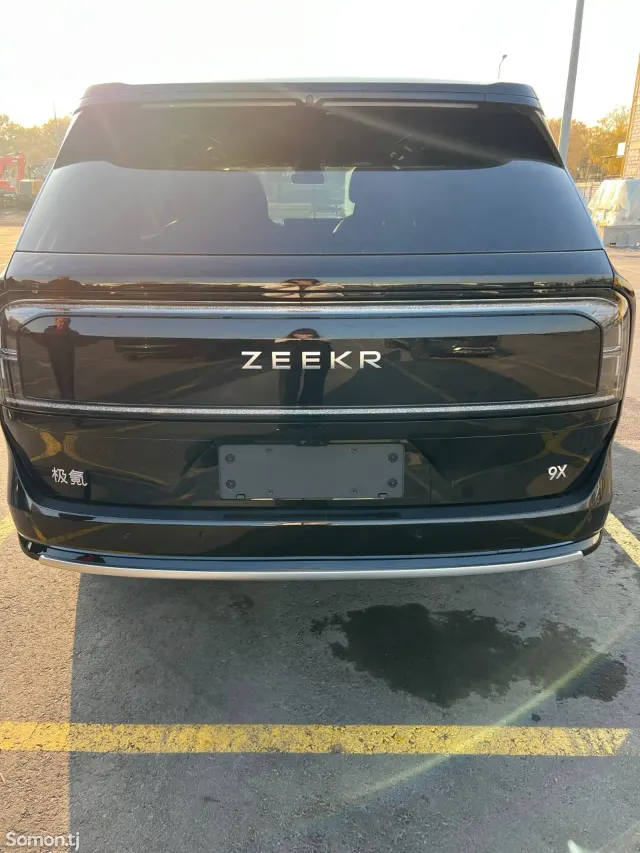 Zeekr 007 2025 · 2.0 AMT