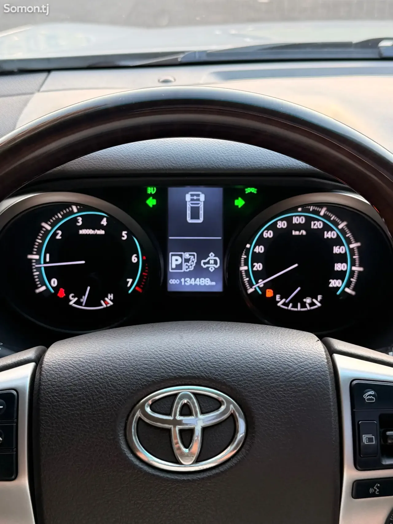 Toyota Land Cruiser Prado 2010 · 4.0 AT
