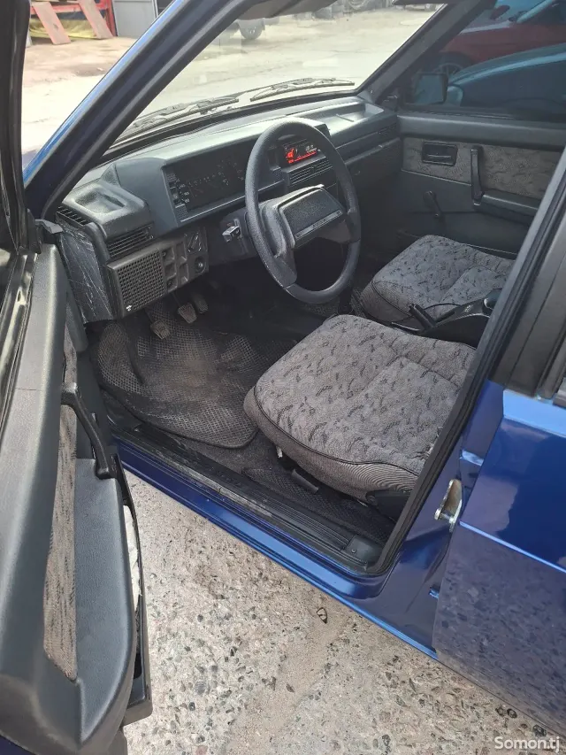 Lada (ВАЗ) 21099 2004 · 1.7 MT