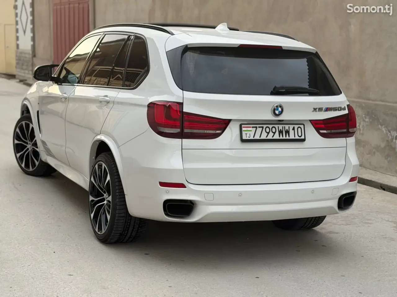 BMW X5 2016 · 5.0 CVT