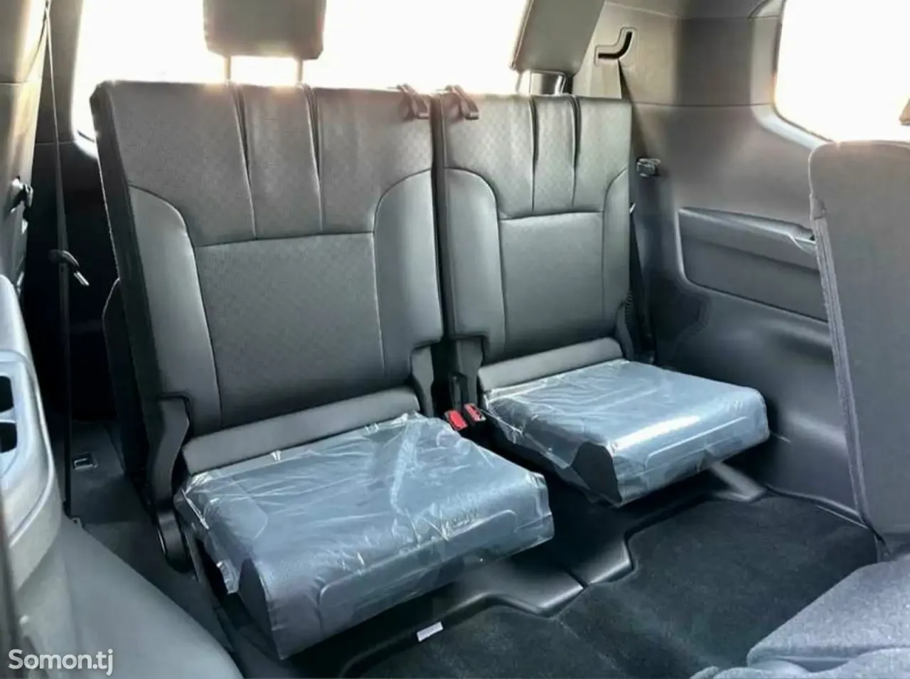 Toyota Land Cruiser 2026 · 4.0 AT