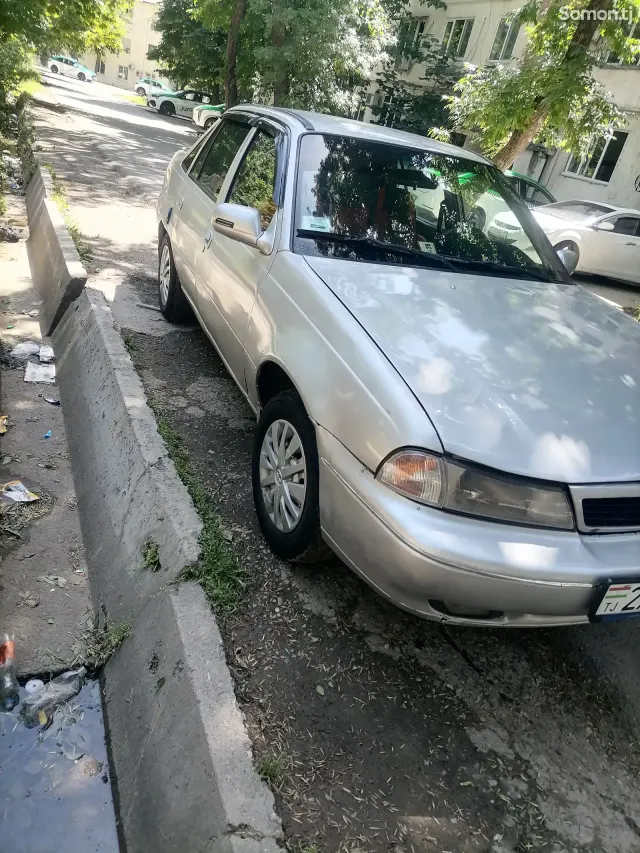 Daewoo Nexia 1996 · 1.6 MT