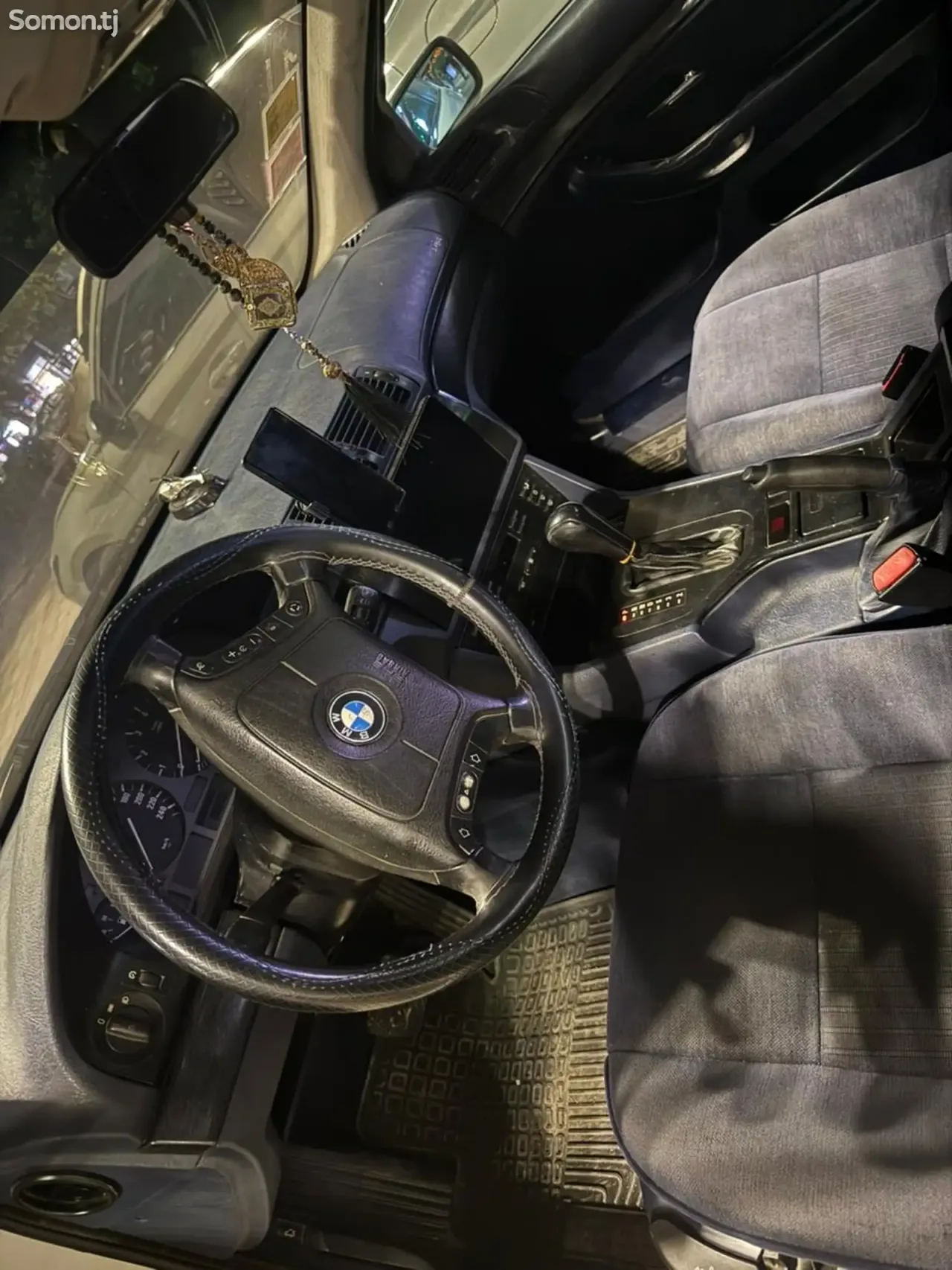 BMW M5 1997 · 2.8 AT