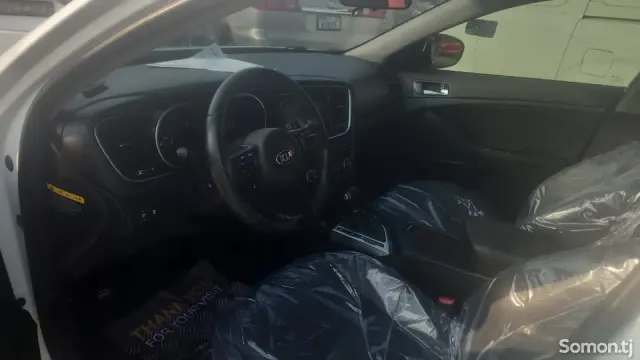 Kia K5 2014 · 2.0 AT