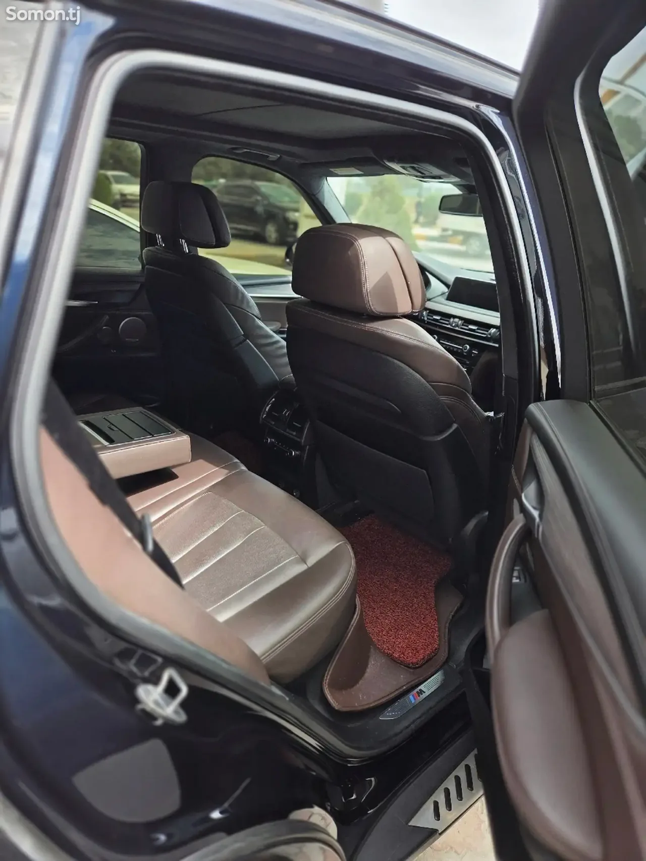 BMW X5 2016 · 5.0 AT