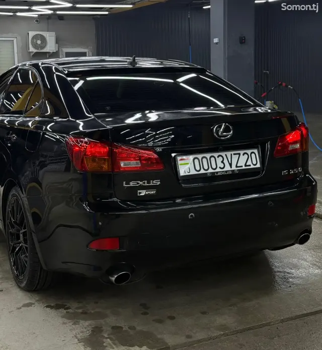 Lexus IS series 2008 · 2.5 AT