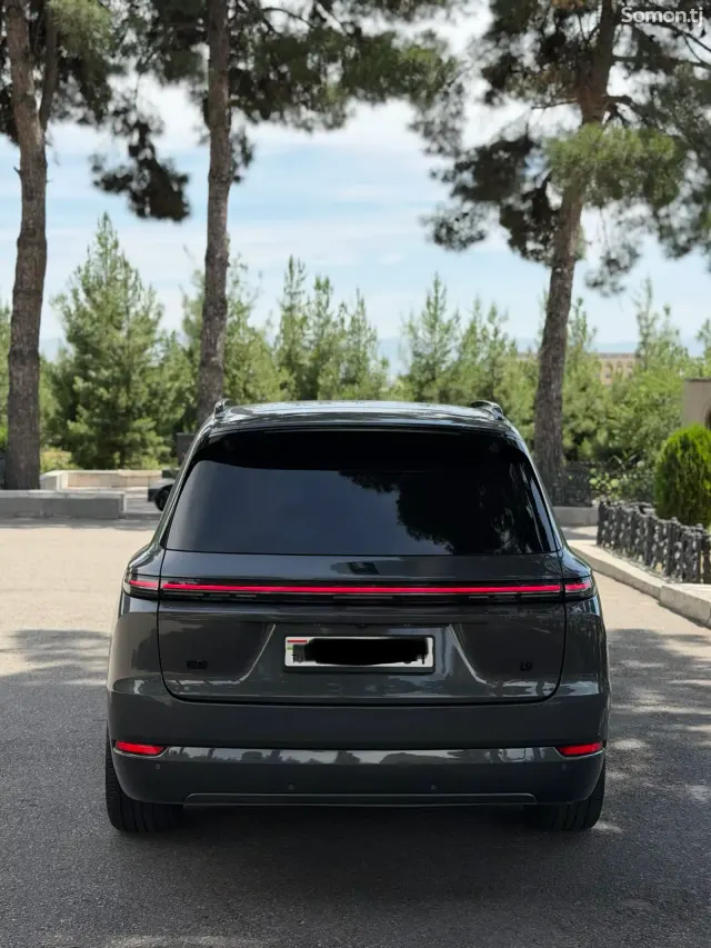 Li Auto (Lixiang) L9 2024 · 1.4 AT
