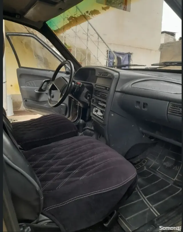 Lada (ВАЗ) 2115 2004 · 1.7 MT